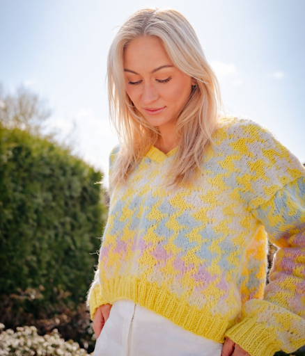 Ane Kydland ThomassenTwisty Akita Damegenser