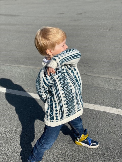 NaggaNordlandsdrøm  genser og bukse