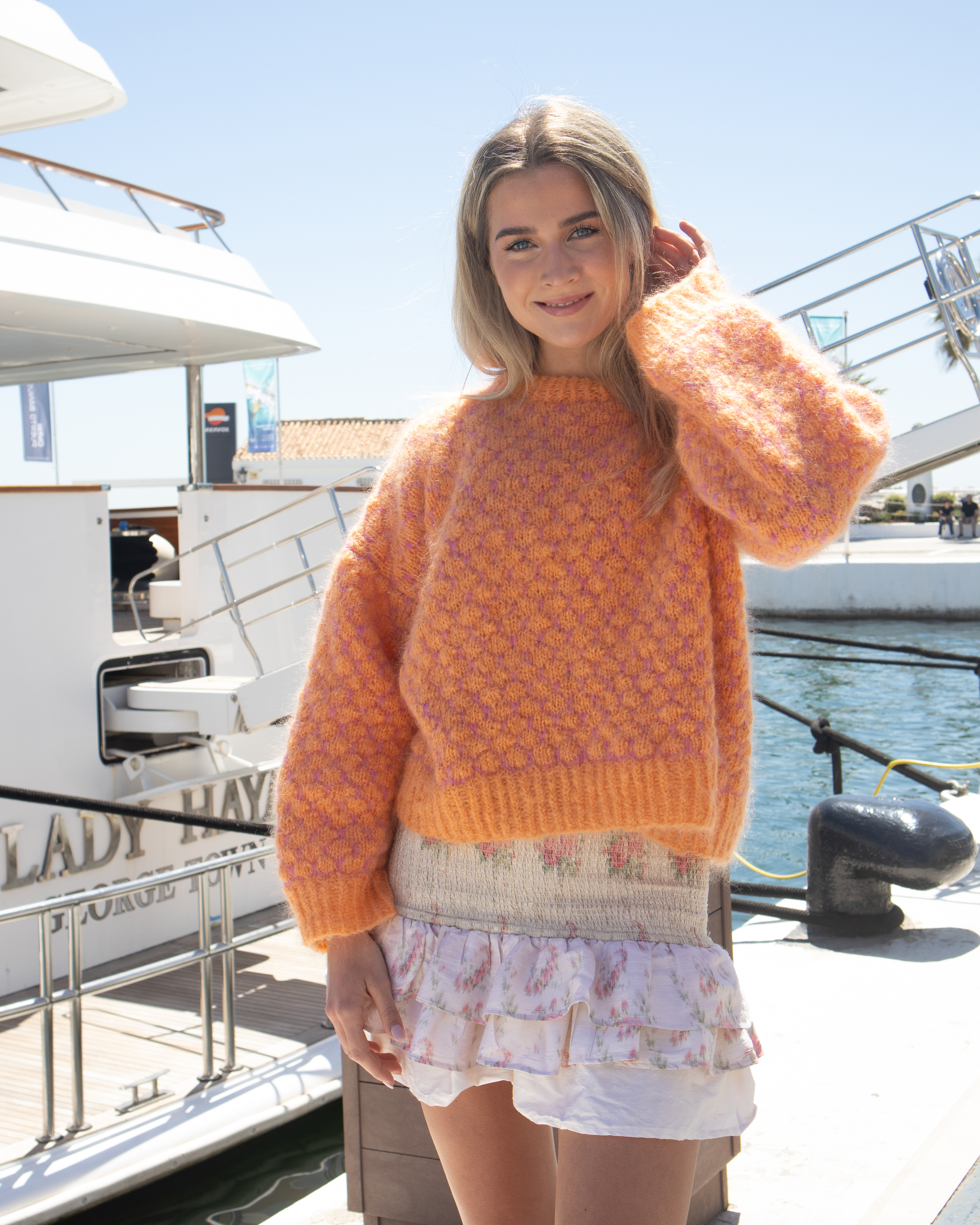 Ane Kydland ThomassenBumble Genser i Myk Påfugl