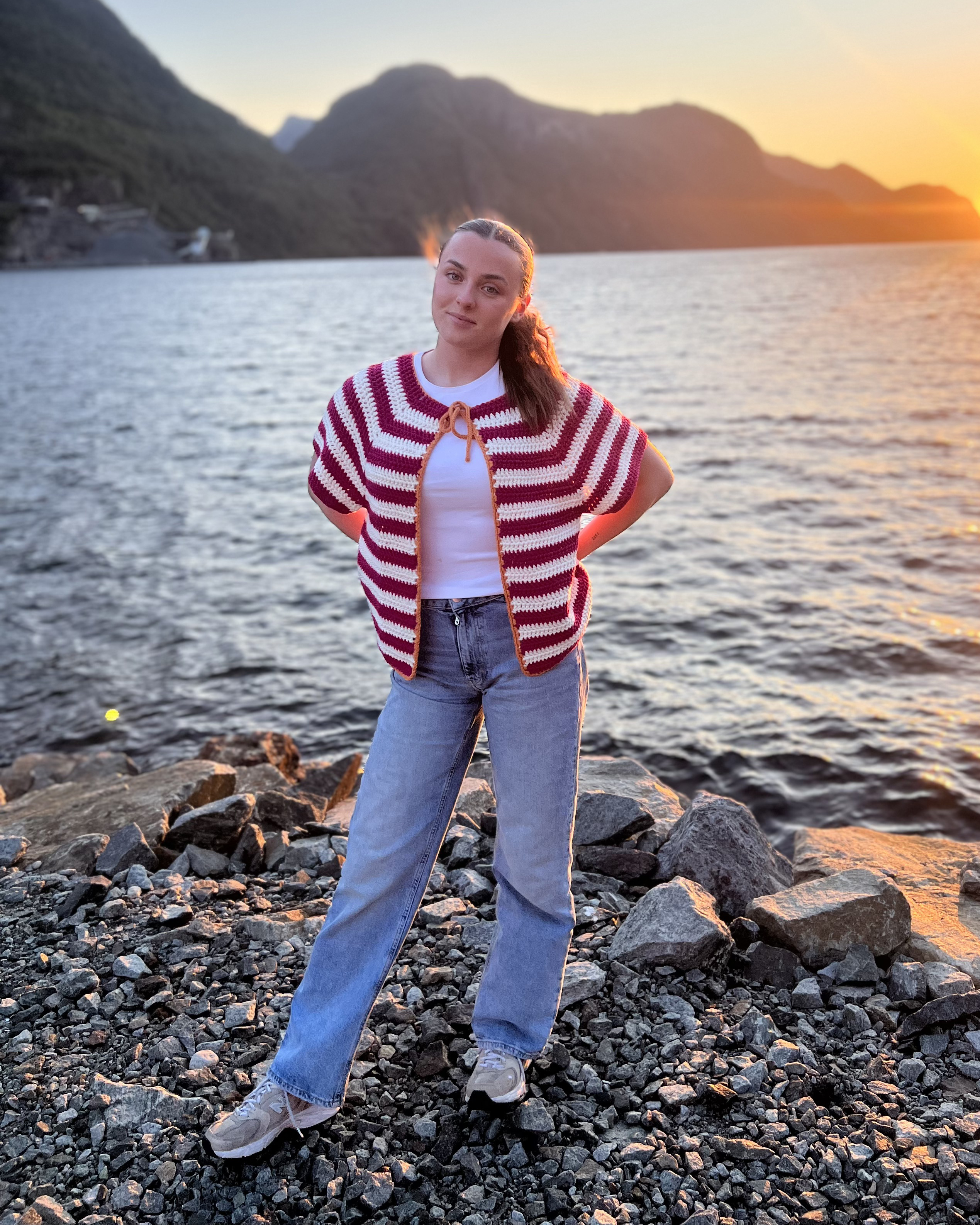 Ane Kydland ThomassenStripes jakke med kort arm, strikkepakke i Lille Lerke