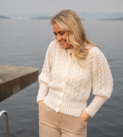 Iselin HafseldKira Cardigan