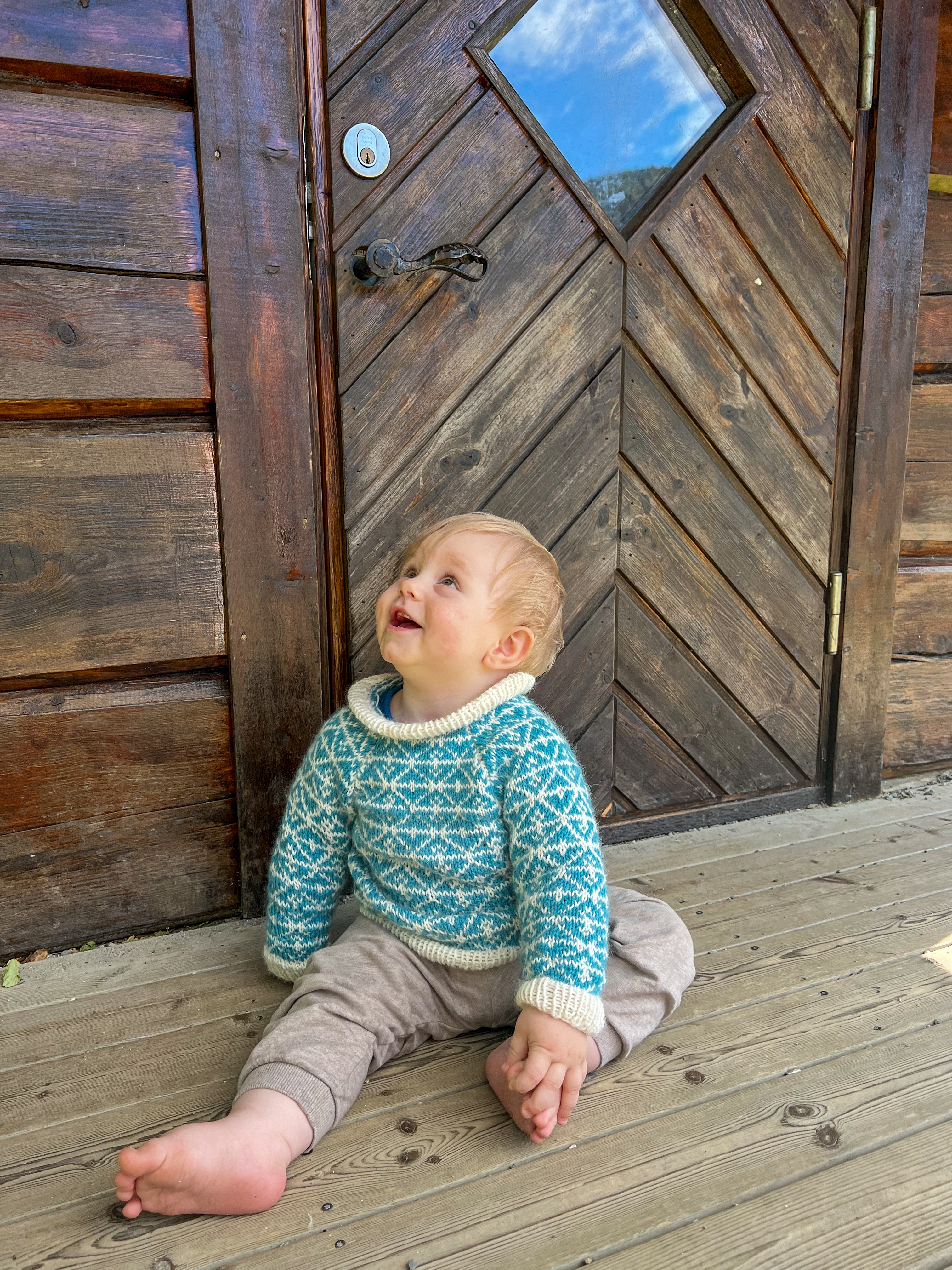 NaggaInvers sweather barn