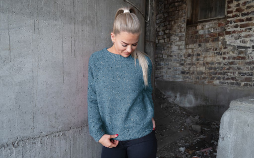 Ane Kydland ThomassenBasic tweed genser