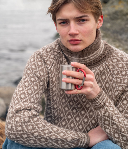 Kari HaugenIslender Genser