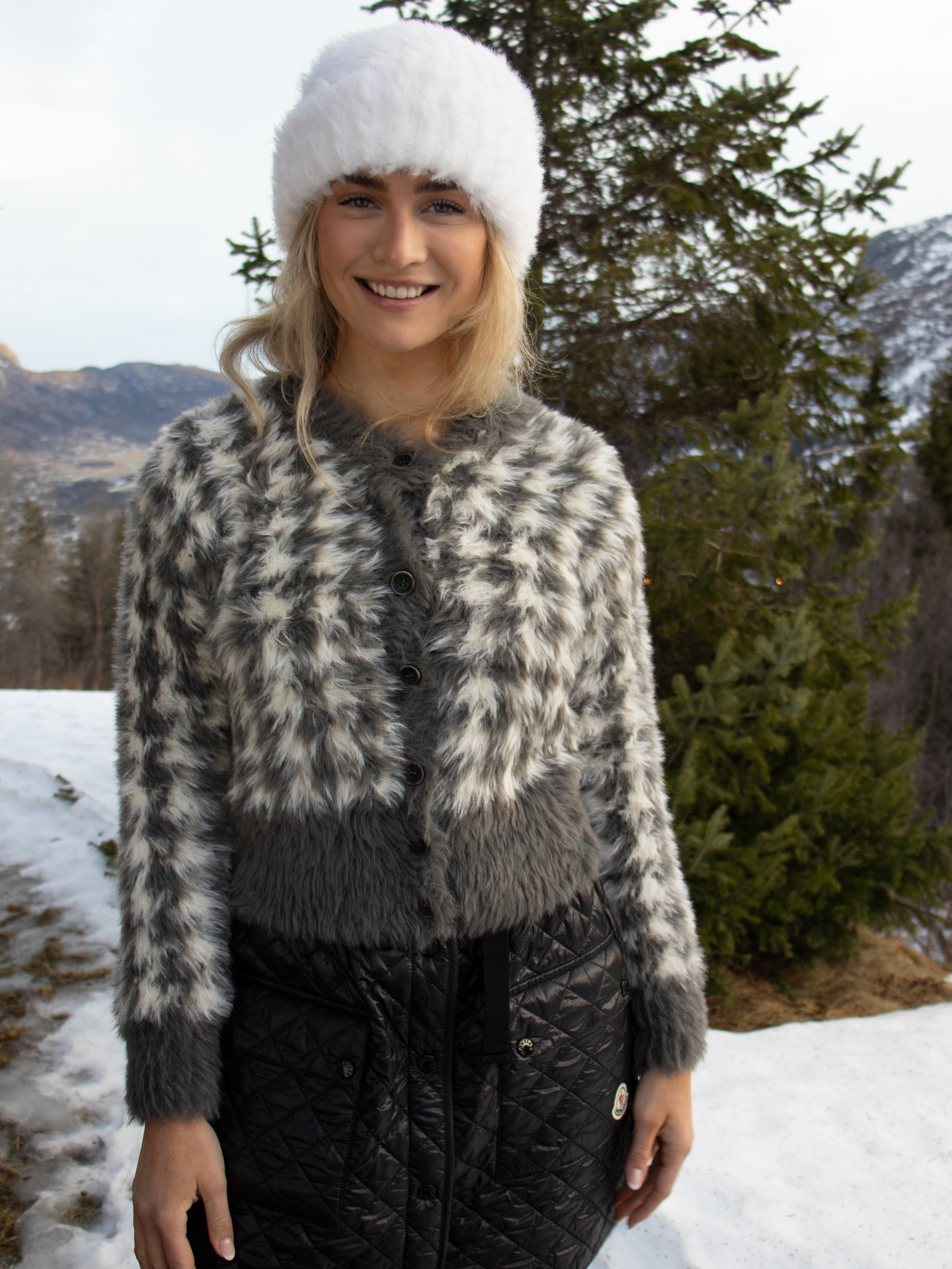 Ane Kydland ThomassenLilja Jakke