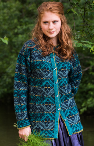 Kari HestnesKorsrosa jakke