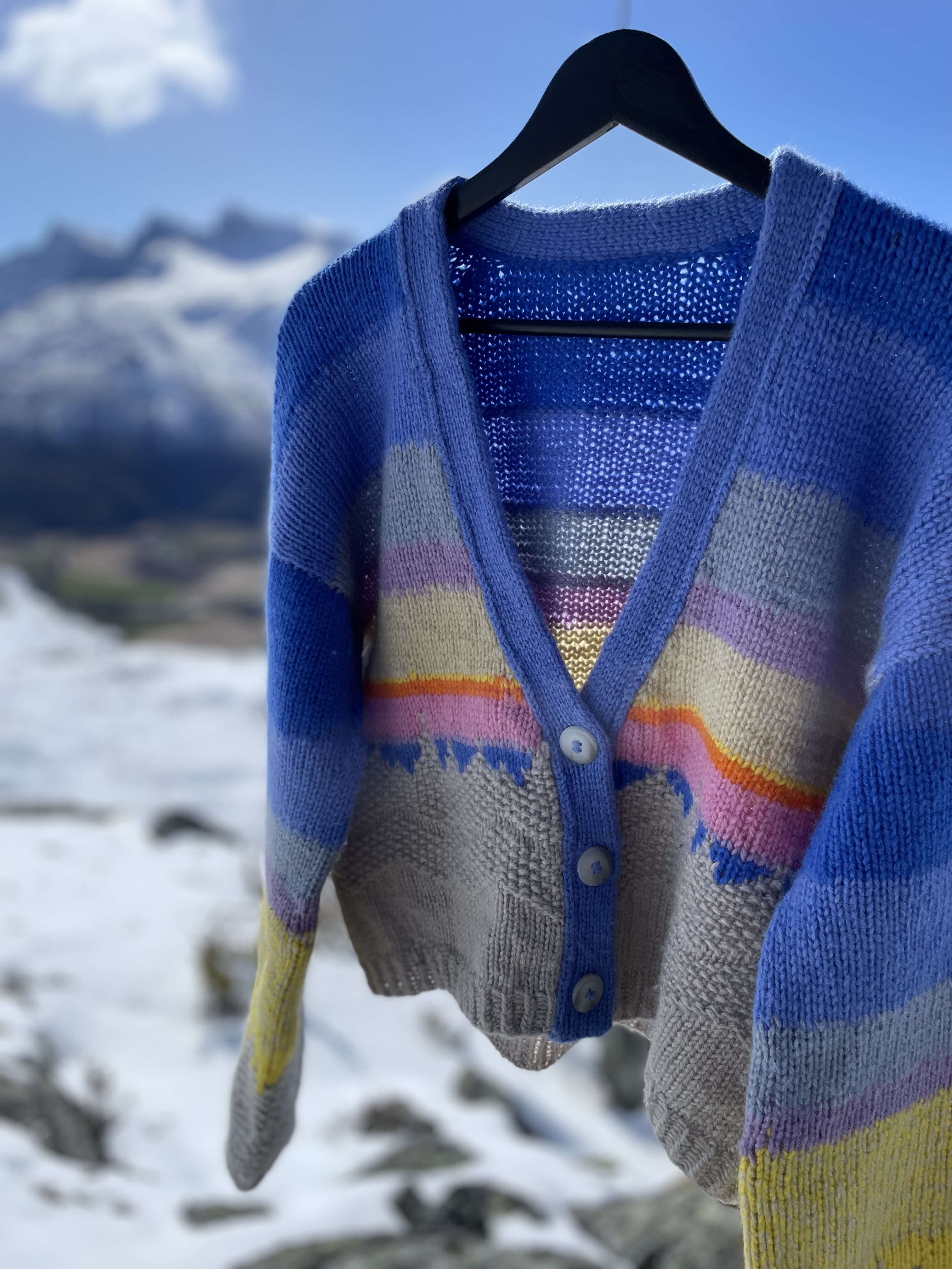 Trollveggen DesignSOLOPPGONG cardigan