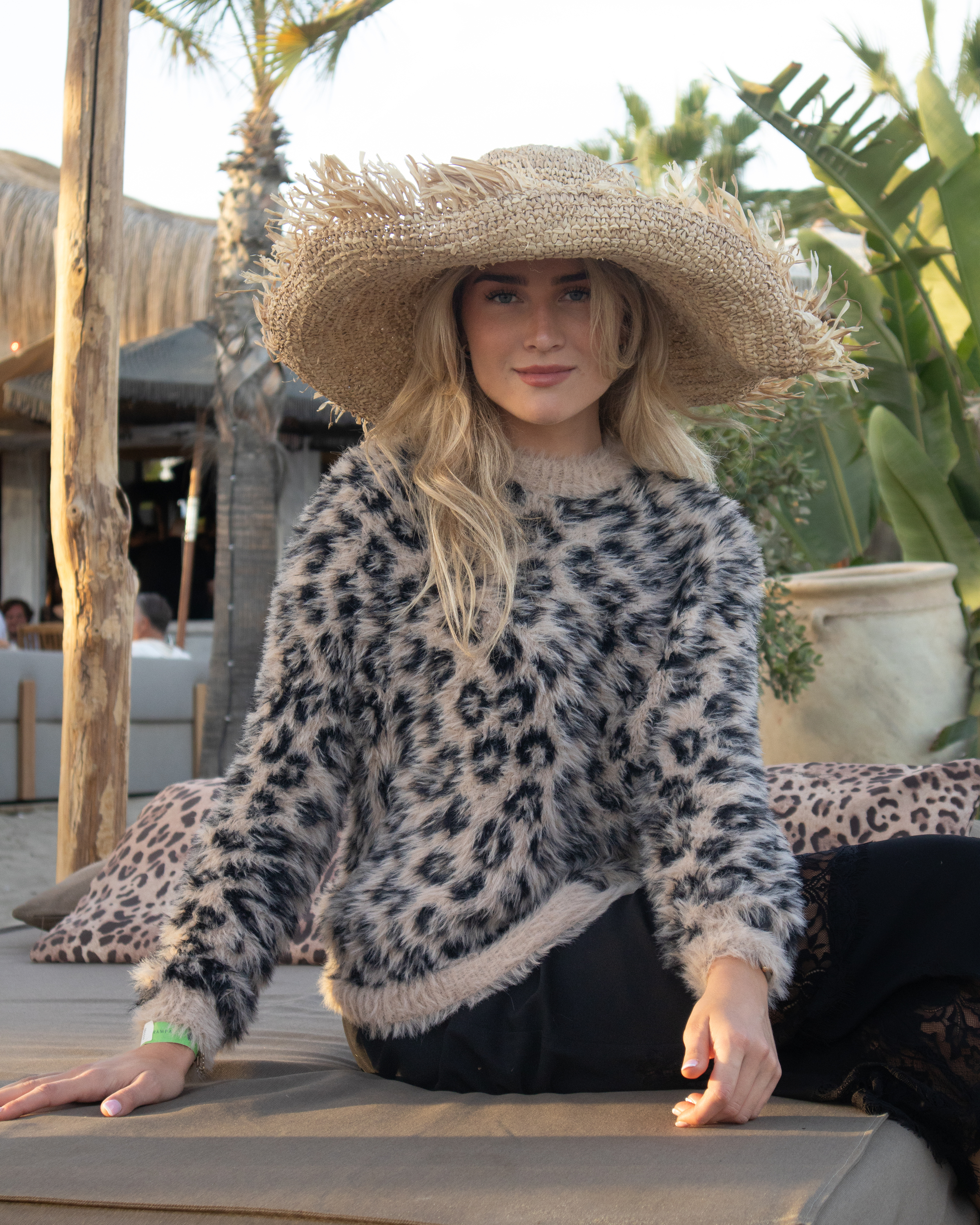 House of YarnLeaora Genser