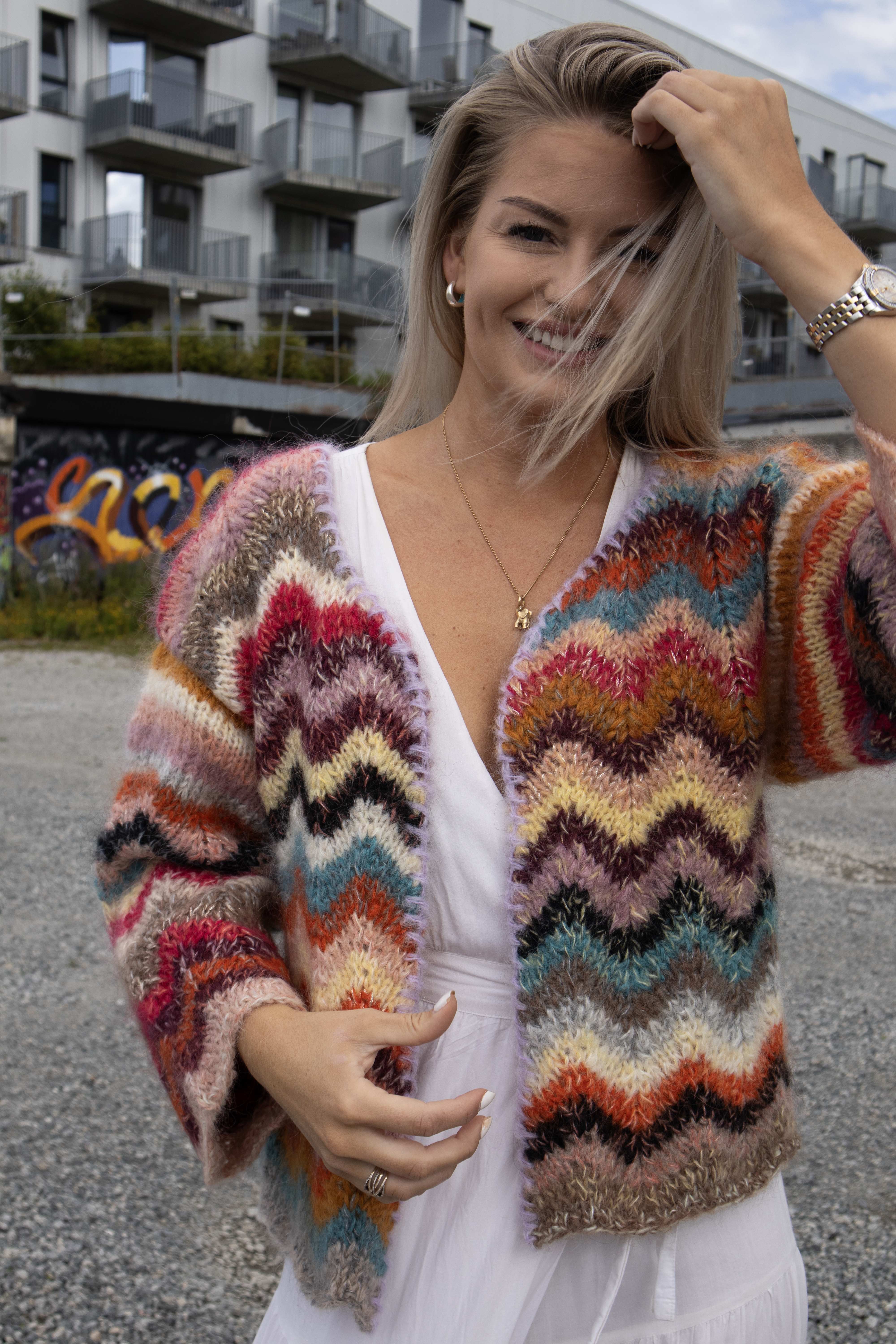 Brit Frafjord ØrstavikNeulonta jakke lang