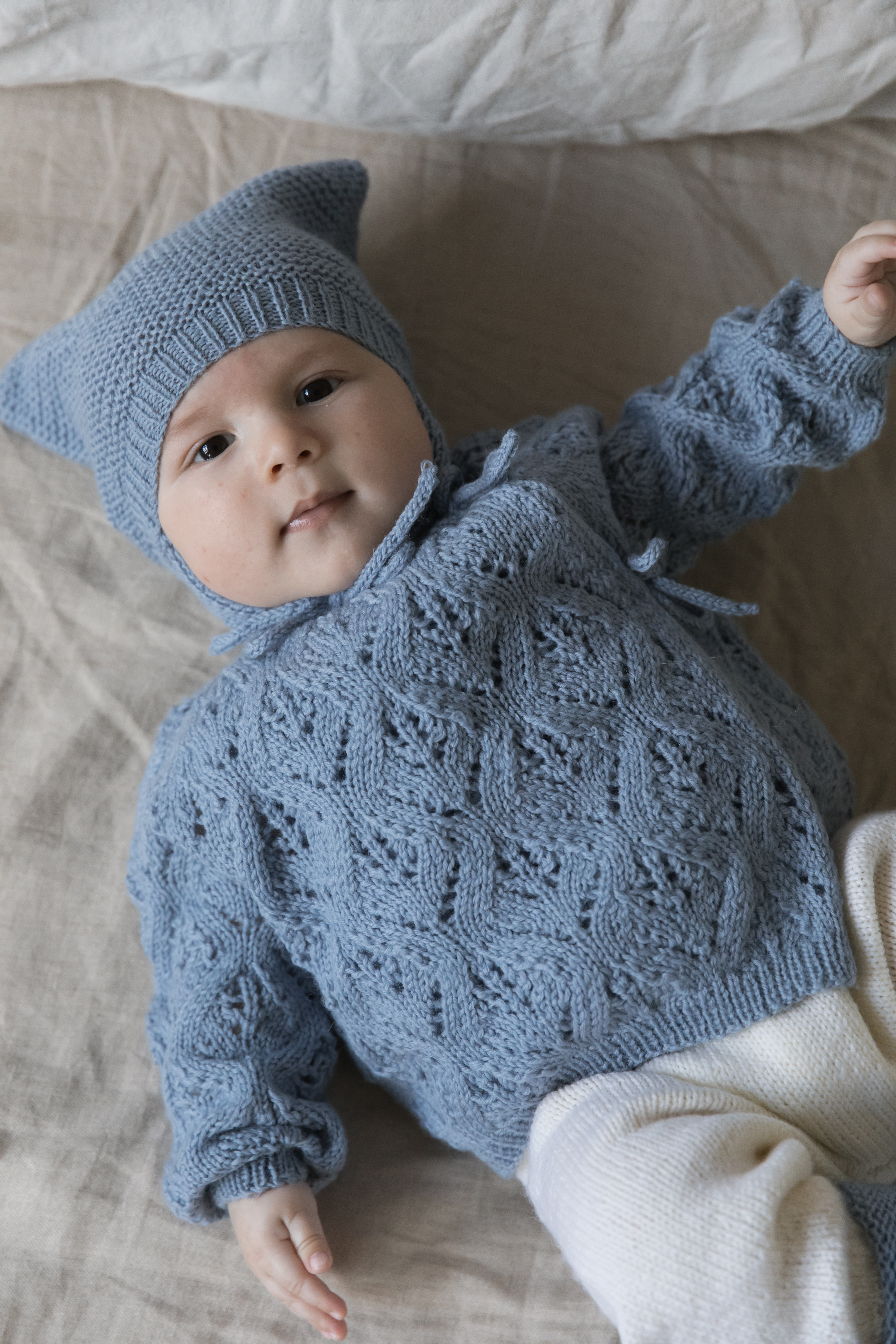 Mari Kalberg SkjævelandMirle Omslagsjakke