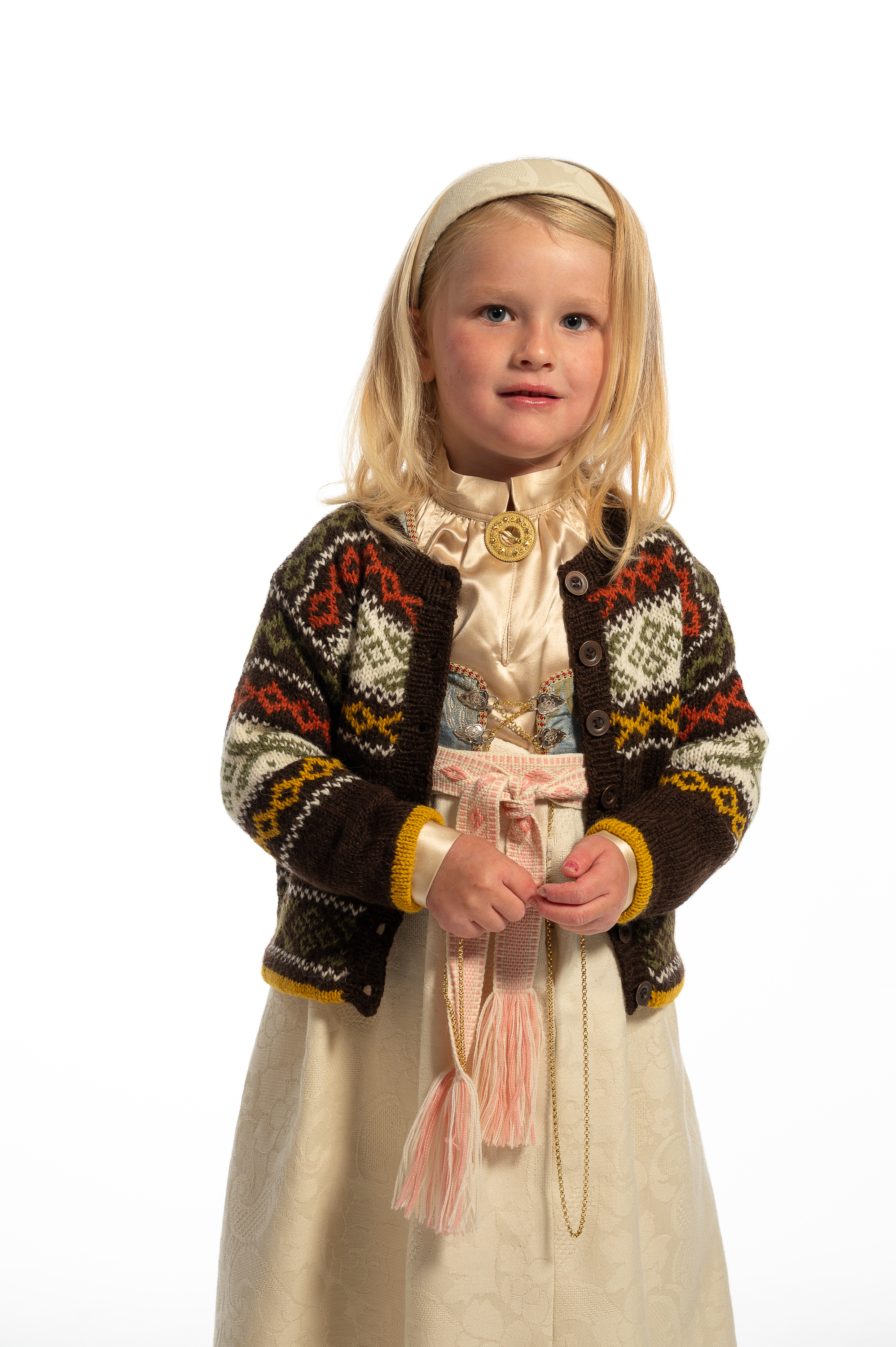 House of YarnNormann jakke til barn garnpakke