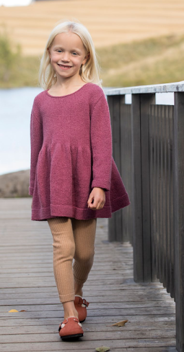 Anne-Kirsti EspenesKaroline Tunika