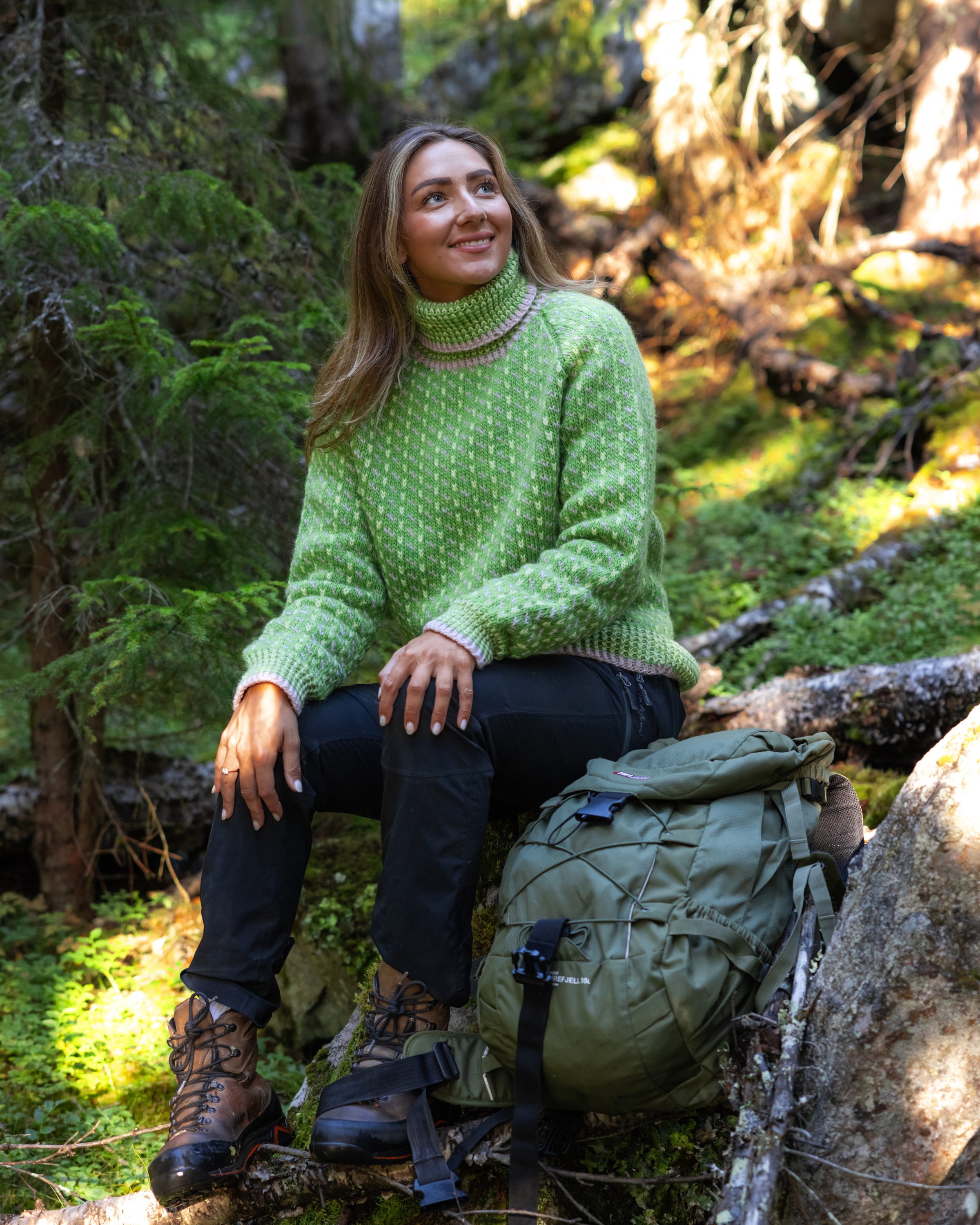 House of YarnIslender genser strikkepakke i Older fra dale garn