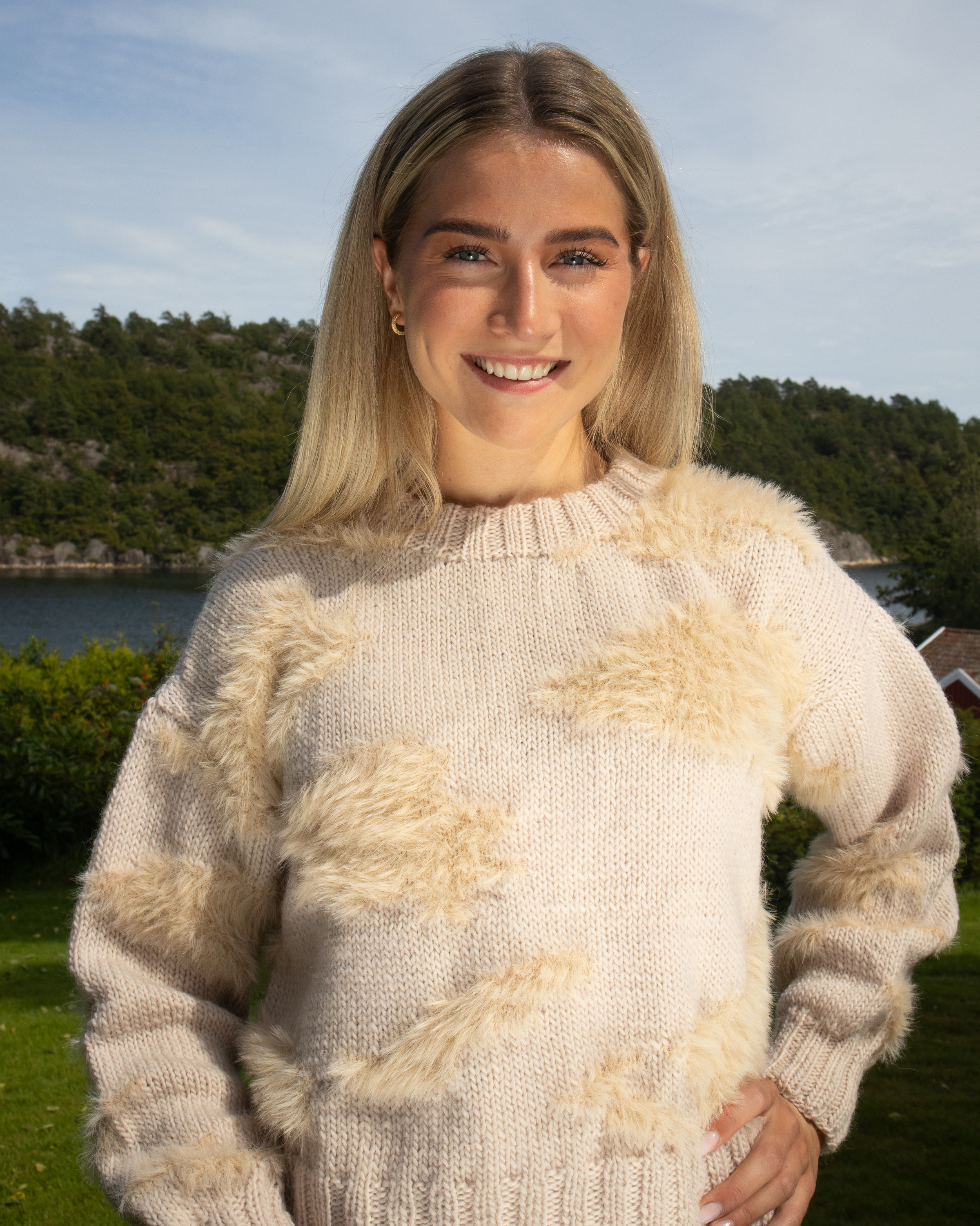 Ane Kydland ThomassenKiara Genser